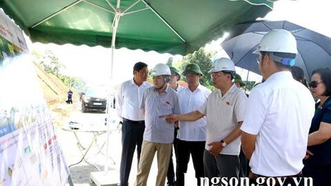 Đoàn công tác của Quốc hội khảo sát dự án cao tốc tại Lạng Sơn