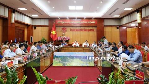 UBND tỉnh họp phiên thường kỳ tháng 9/2025