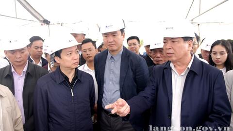 Bộ trưởng Bộ Xây dựng kiểm tra tiến độ triển khai dự án cao tốc Đồng Đăng (Lạng Sơn) - Trà Lĩnh (Cao Bằng) và cao tốc Hữu Nghị - Chi Lăng