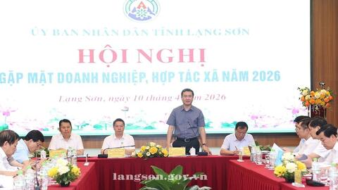 Lãnh đạo UBND tỉnh gặp mặt doanh nghiệp, hợp tác xã năm 2026