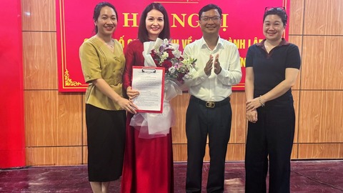 Sở Xây dựng tỉnh Lạng Sơn công bố quyết định thành lập ban phụ nữ cơ quan